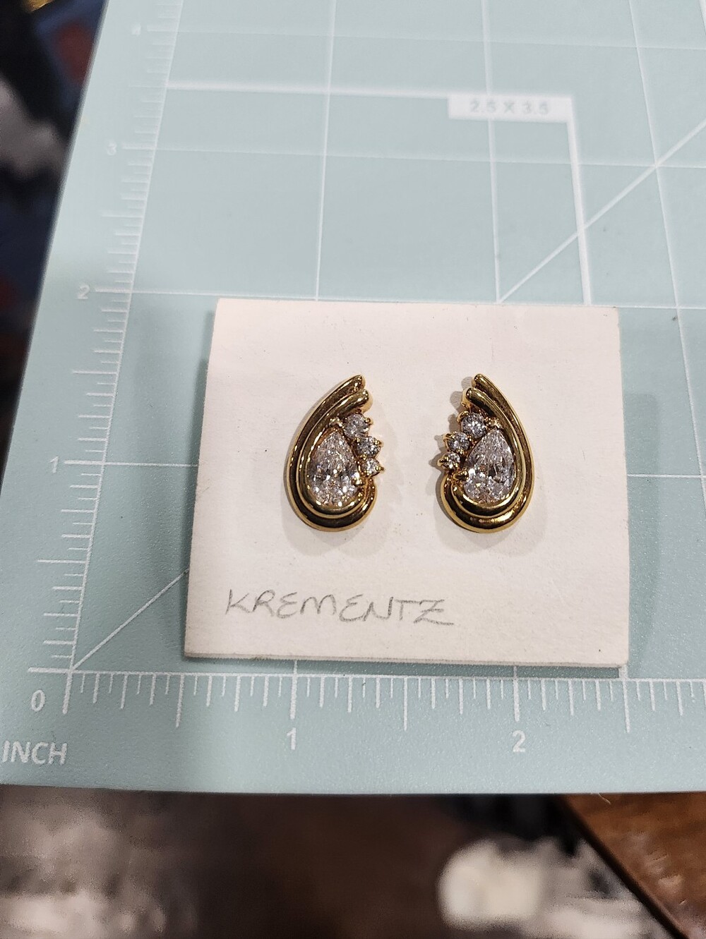 Krementz Gold Teardrop Crystal Stud Earrings Elegant Women Jewelry - Picture 2 of 3